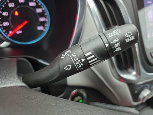 Used 2020 Chevrolet Equinox Premier image 31