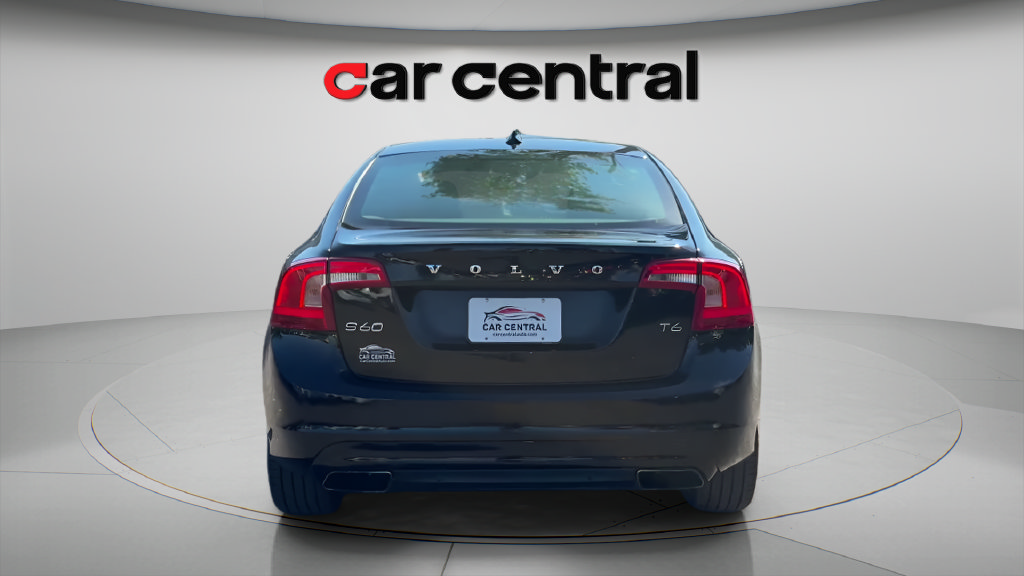 Used 2015 Volvo S60 T6 FWD image 4