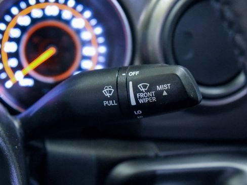 Used 2022 Jeep Gladiator Willys image 22