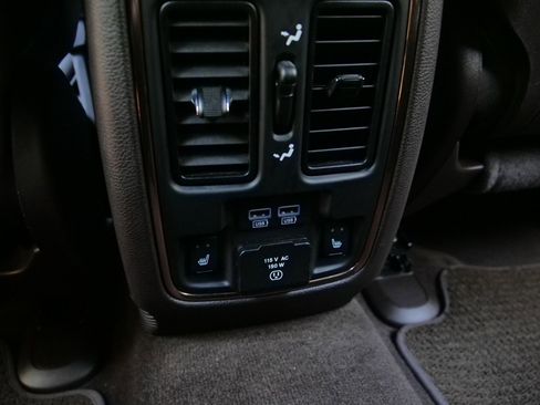 Used 2014 Jeep Grand Cherokee Summit AWD/4WD image 29