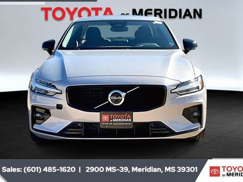 Used 2024 Volvo S60 B5 Ultimate w/ Climate Package image 3