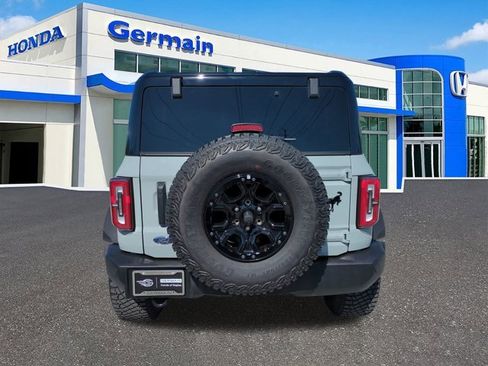 Used 2024 Ford Bronco Wildtrak image 6