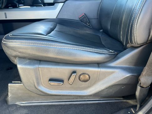 Used 2022 Ford F350 Lariat w/ Lariat Ultimate Package image 14