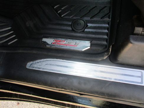 Used 2021 Chevrolet Silverado 1500 RST AWD/4WD image 27