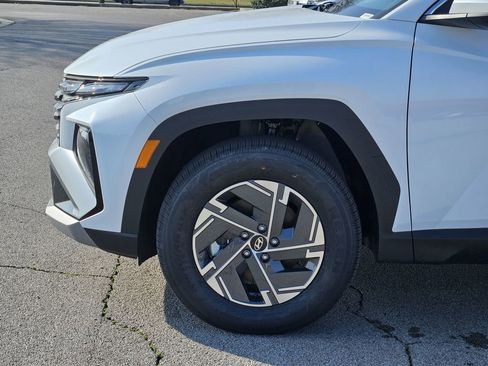 New 2026 Hyundai Tucson Blue SE image 10