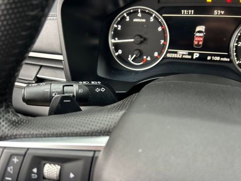 Used 2025 Mitsubishi Outlander SE image 16