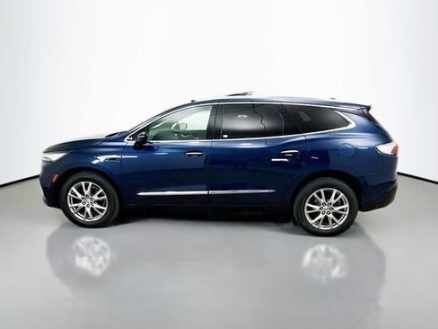Used 2023 Buick Enclave Essence w/ Experience Buick Package AWD/4WD image 4