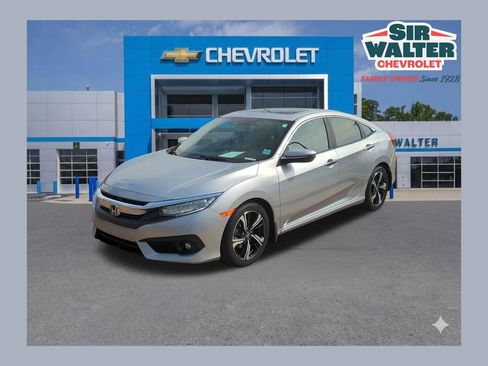 Used 2017 Honda Civic Touring image 1