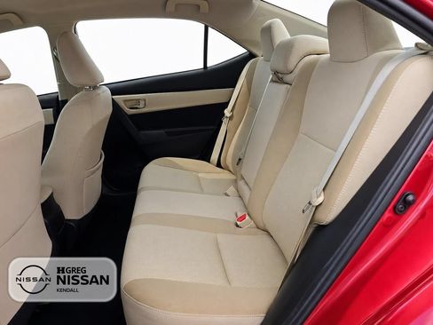 Used 2019 Toyota Corolla LE FWD image 12