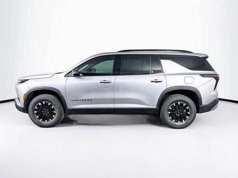 Used 2025 Chevrolet Traverse Z71 AWD/4WD image 3