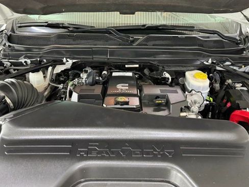 Used 2024 RAM 2500 Big Horn AWD/4WD image 30