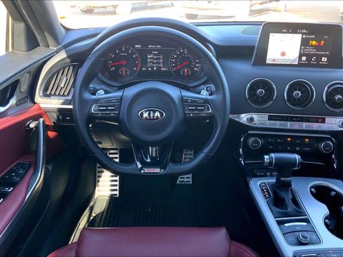Certified 2021 Kia Stinger GT1 image 5