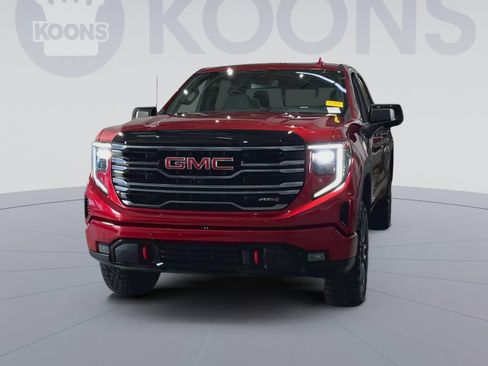 Used 2025 GMC Sierra 1500 AT4 w/ AT4 Premium Package AWD/4WD image 10