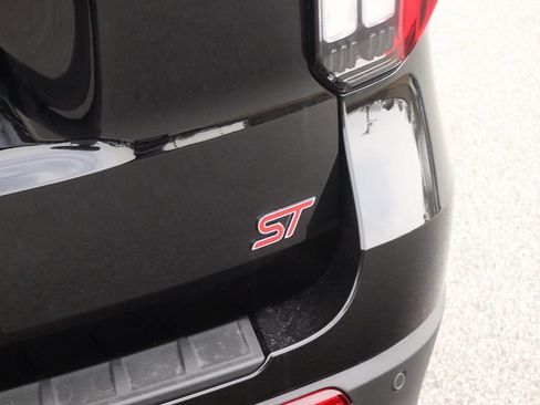 New 2026 Ford Explorer ST w/ Sun And Sound Package image 7