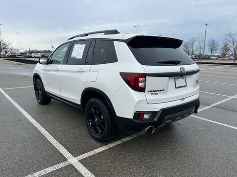 Certified 2023 Honda Passport TrailSport image 6