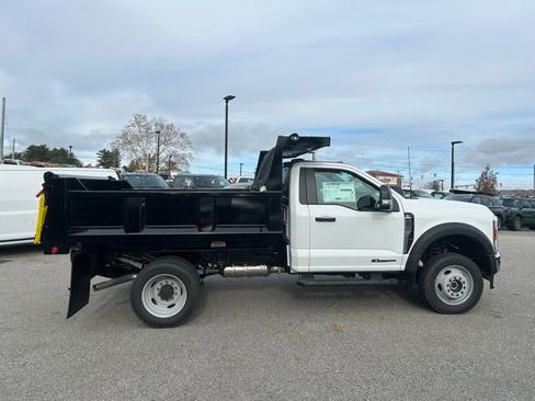 New 2026 Ford F550 4x4 Regular Cab Super Duty image 2