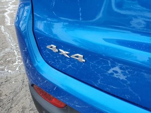 Certified 2019 Jeep Compass Limited image 29