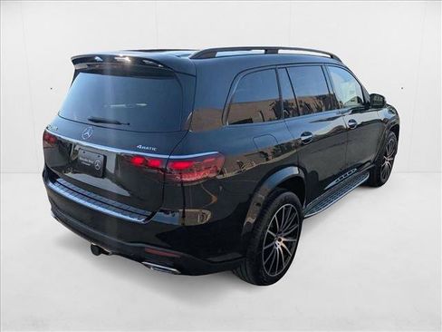 New 2026 Mercedes-Benz GLS 580 4MATIC image 5