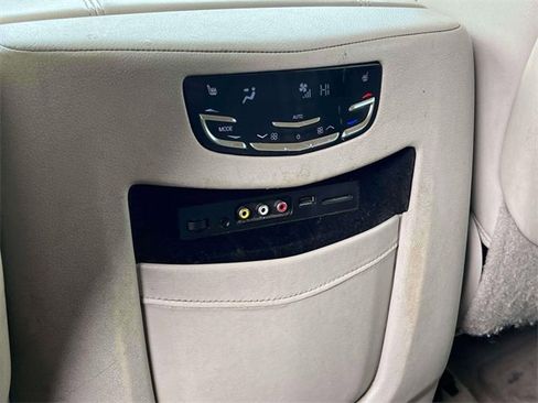 Used 2015 Cadillac Escalade ESV Premium image 10