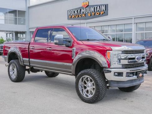 Used 2017 Ford F250 King Ranch w/ King Ranch Ultimate Package AWD/4WD image 3