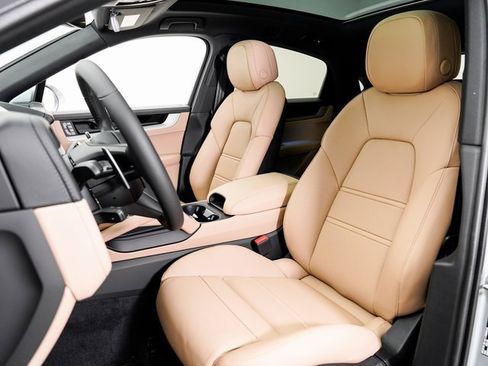 New 2026 Porsche Cayenne E-Hybrid Coupe image 5