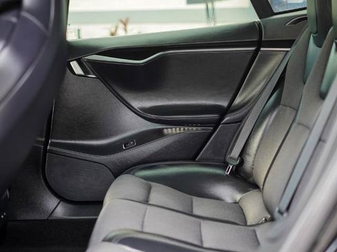 Used 2018 Tesla Model S 100D AWD/4WD image 18