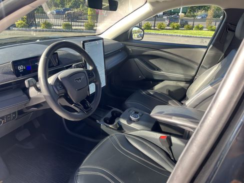 Used 2022 Ford Mustang Mach-E Premium AWD/4WD image 5