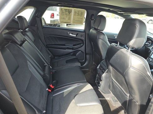 Used 2022 Ford Edge ST w/ Equipment Group 401A image 16