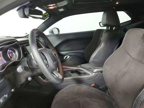 Used 2015 Dodge Challenger R/T Scat Pack w/ Leather Interior Group RWD image 15