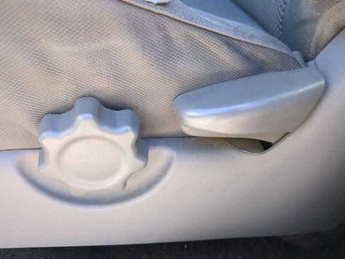 Used 2012 Toyota Tacoma 4x4 Double Cab image 17