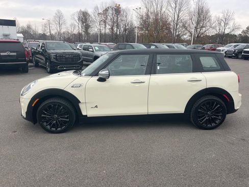 Used 2019 MINI Cooper Clubman S image 2
