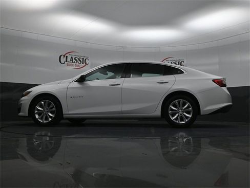 Used 2024 Chevrolet Malibu LT image 23