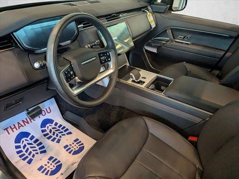 New 2026 Land Rover Range Rover Long Wheelbase SE AWD/4WD image 3
