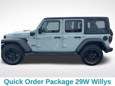 Used 2023 Jeep Wrangler Unlimited w/ Cold Weather Group AWD/4WD image 2