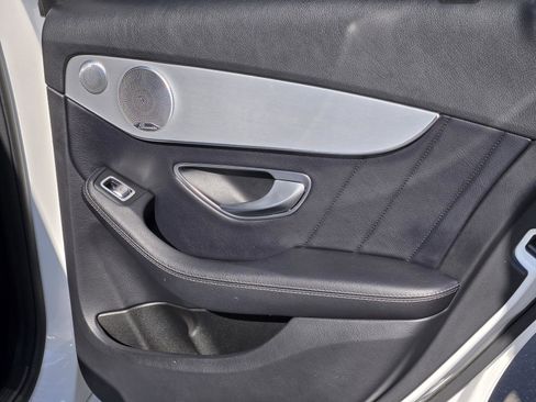 Used 2018 Mercedes-Benz C 300 Sedan image 27
