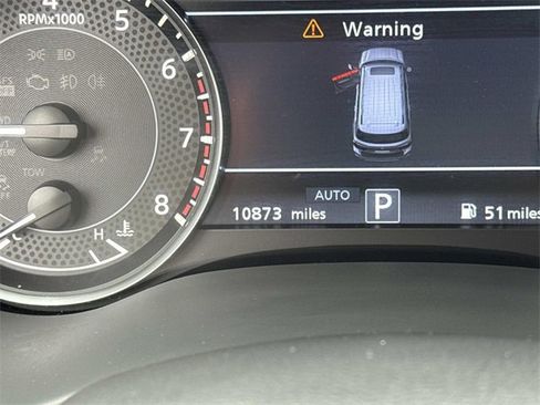 Used 2024 Nissan Armada SL w/ Cargo Package image 31