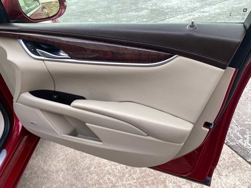 Used 2013 Cadillac XTS Luxury w/ Driver Awareness Package image 37