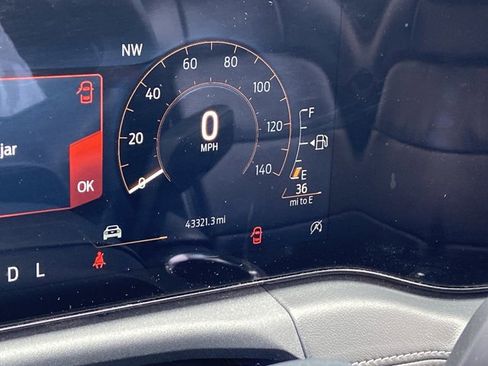 Used 2024 Ford Mustang Premium image 18