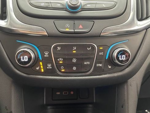 Certified 2024 Chevrolet Equinox LT AWD/4WD image 5