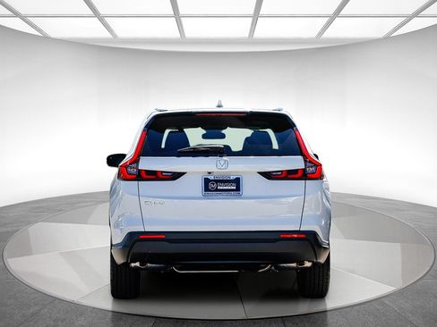Used 2026 Honda CR-V EX image 3