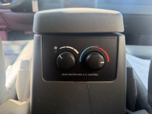 Used 2006 Dodge Durango SLT AWD/4WD image 19