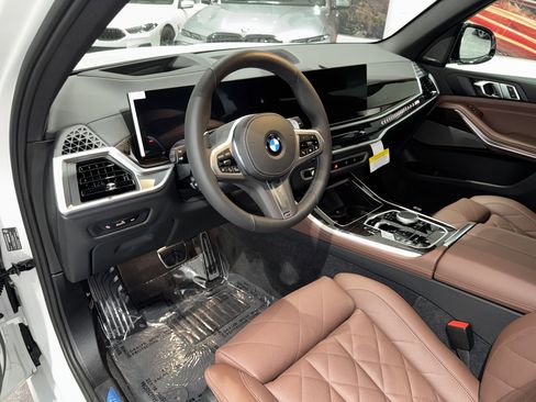 New 2026 BMW X5 sDrive40i w/ M Sport Package RWD image 15