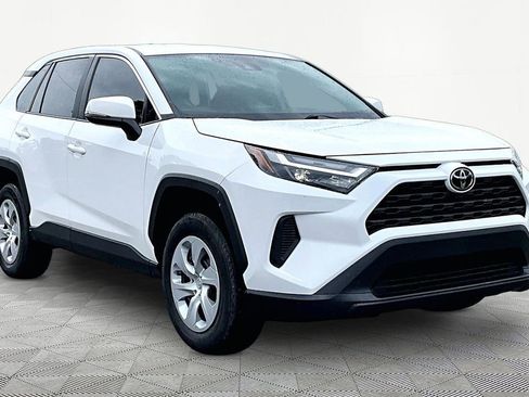 Used 2025 Toyota RAV4 LE AWD/4WD image 12