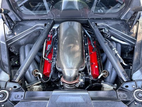 Used 2023 Chevrolet Corvette Stingray Premium Cpe w/ Z51 Performance Package RWD image 34