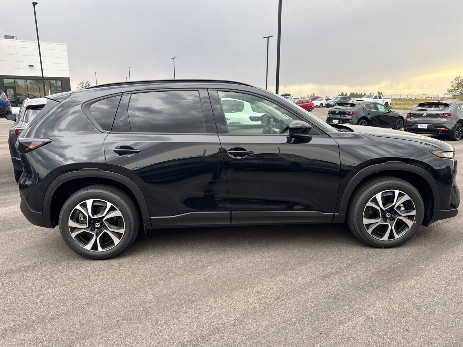 New 2026 MAZDA CX-5 Preferred AWD/4WD image 8