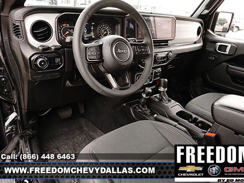Used 2024 Jeep Wrangler Unlimited Sport AWD/4WD image 10