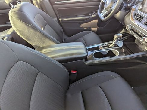 Certified 2023 Nissan Altima 2.5 SV image 12