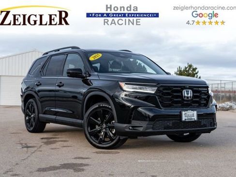 Used 2025 Honda Pilot Black Edition image 1