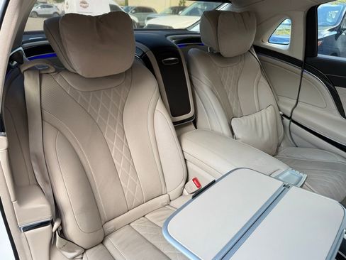 Used 2017 Mercedes-Benz Maybach S 550 4MATIC image 22