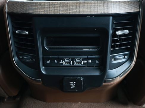 Used 2019 RAM 1500 Limited AWD/4WD image 33